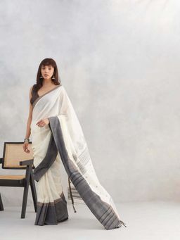 Fabindia - Natural Off White Cotton Hand Woven Saree Without Blouse