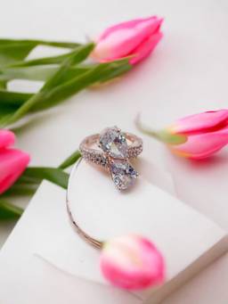 Opal Touch - Women White Stones Rose Gold Plated Ring
