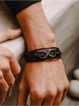 Aatmana - Men Leather Multistrand Bracelet