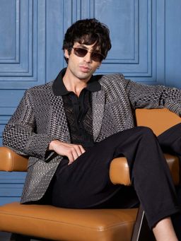 Campus Sutra - Mens Onyx Black Tailored Geometric-Block Jacquard Blazer