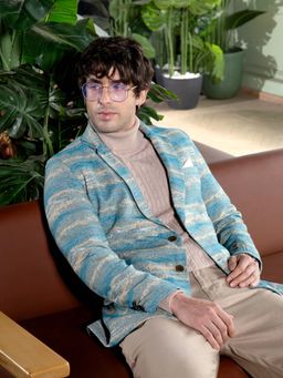 Campus Sutra - Mens Sky Blue Tailored Gradient-Strokes Jacquard Blazer