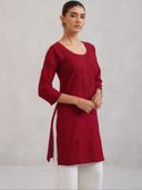 Maroon color option, Sold out, Currently selected