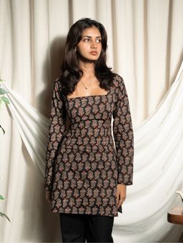 NISHORAMA - Black Juhi Black Full Sleeve Kurti