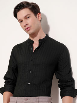 HIGHLANDER - Black Striped Mandarin Collar Relaxed Fit Shirt