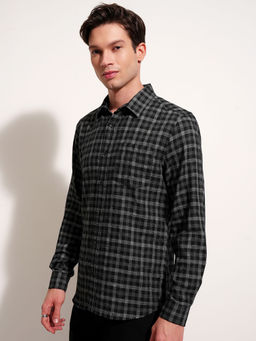 HIGHLANDER - Black Checks Slim Fit Shirt