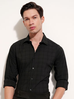 HIGHLANDER - Black Slim Fit Spread Collar Shirt