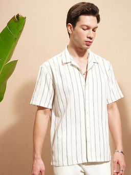 HIGHLANDER - White Striped Cuban Collar Shirt
