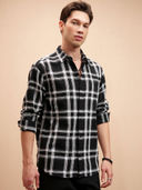 Black color option, Currently selected