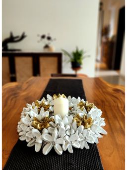 Forestkraft - White & Gold Centrepiece Candle Holder - Elegant Home Decor