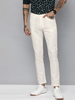 The Indian Garage Co - Men White Solid/Plain Chinos