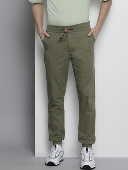 The Indian Garage Co - Men Green Solid/Plain Joggers