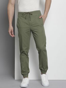 The Indian Garage Co - Men Green Solid/Plain Joggers