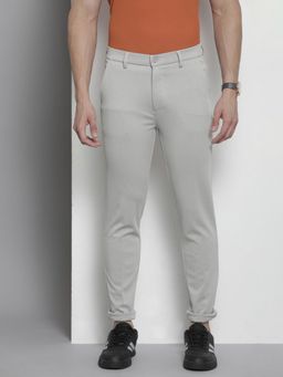 The Indian Garage Co - Men Grey Solid/Plain Chinos