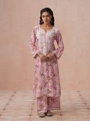 Pink color option, Currently selected