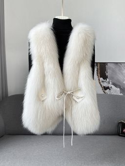 MISS MOSA BY AKANKSHA - Brisia Woolen Fur White Jacket