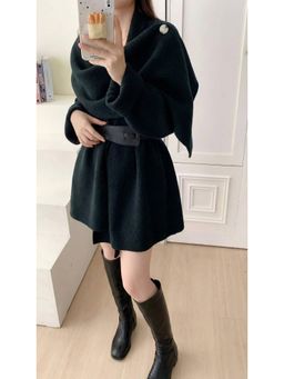 MISS MOSA BY AKANKSHA - Tayla Luxe Winter Black Cape with Belt