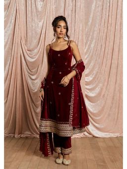 Saanjh by Lea - Laalima Burgundy Velvet Embroidered Anarkali Kurta with Pant and Dupatta