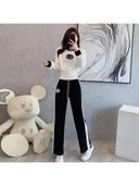 White color option, Sold out, Currently selected