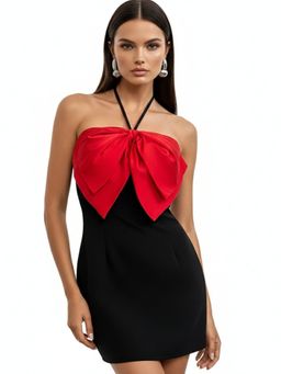 Outzidr - Black Halter Neck Bow Detail Dress