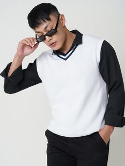 Globus - Men White V-Neck Sleeveless Cotton Knitted Ribbed Sweater