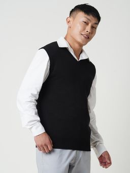 Globus - Men Black V-Neck Sleeveless Cotton Knitted Ribbed Sweater