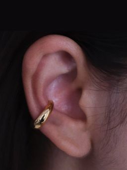 ANUSHKA JAIN JEWELLERY - Hollow Dome Ear Cuff