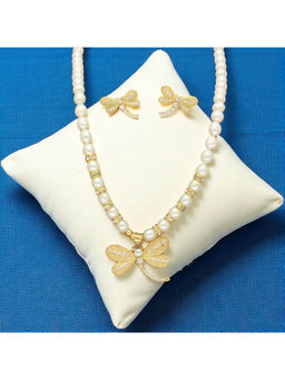 Sri Jagdamba Pearls - Gleaming Tiara White Pearl Necklace Set