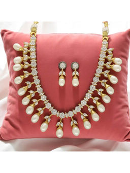 Sri Jagdamba Pearls - Glory Veil White Pearl Necklace Set