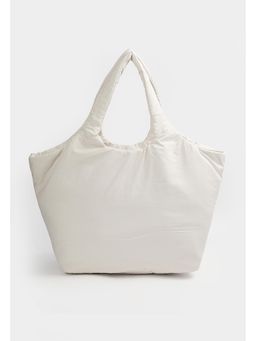 max - Women Solid Tote Bag