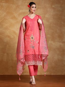 Varanga - Floral Thread Embroidered Lace Detailed Kurta with Pant and Dupatta