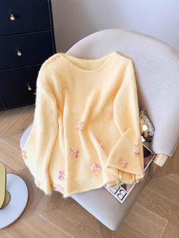 MISS MOSA BY AKANKSHA - Chiara Floral Oversized Sweater In Yellow