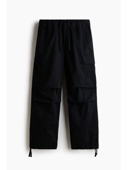 H&M - Men Black Loose Fit Cargo Trousers