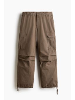 H&M - Men Beige Loose Fit Cargo Trousers