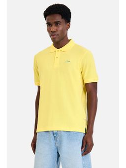 Snitch - Men Yellow Solid Half Sleeves Polo T-shirt