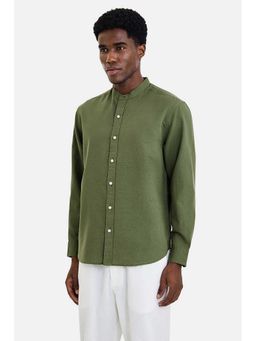 Snitch - Men Olive Solid Full Sleeves Regular Fit Shirt