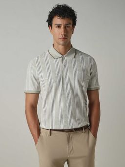 Mufti - Men Light Grey Textured Polo T-shirt