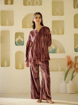 SAY - Women Pink Velvet Nightsuit (Pack of 2)