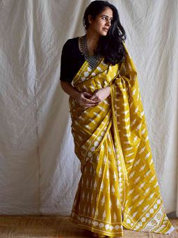 Sundarii - Haldi Dabu Block Print Cotton Saree with Unstitched Blouse