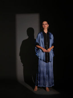 Kamaali Pret - Mariko Blue Colorblock Top