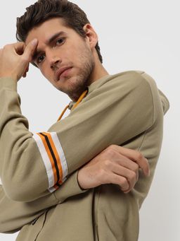 Campus Sutra - Solid Full Sleeve Stylish Hooded Sweatshirt