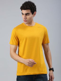 Classic Polo - Yellow Solid Slim Fit T-Shirt