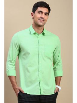 Classic Polo - Green Solid Slim Fit Shirt