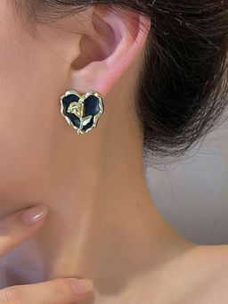 ISHKAARA - Gold-Plated Heart Shaped Stud Earrings