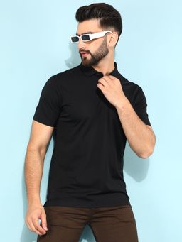 CRIMSOUNE CLUB - Men Black Solid Polo T-Shirt