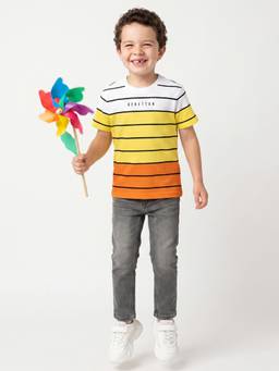 United Colors of Benetton - Regular Fit Round Neck Color Block T-shirt