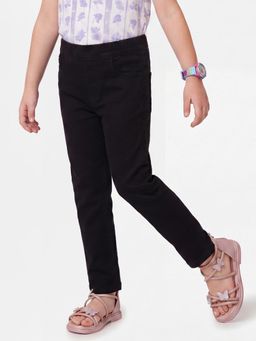 United Colors of Benetton - Skinny Fit Mid Rise Solid Trousers