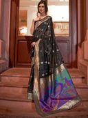 Black color option, Sold out, Currently selected