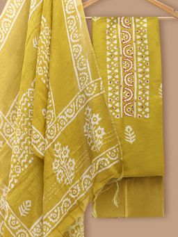 SALWAR STUDIO - Cotton Blend Printed Yellow Unstitched Dress Material (Set of 3)