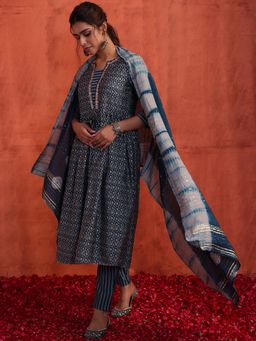 Indya - Teal Blue Embroidered Muslin Kurta With Pants And Printed Dupatta (Set of 3)