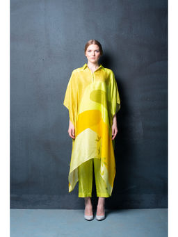 clos - Dupion Silk Comprised Of Collar, Print Kurta And Pant (Set of 2)